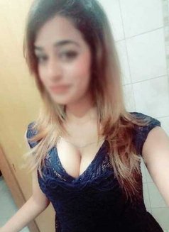 Priya – Indian escort in Ras al-Khaimah