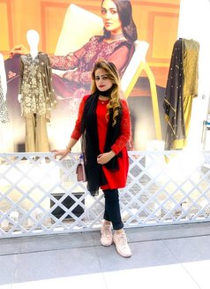 Areesha – Indian escort in Ras al-Khaimah