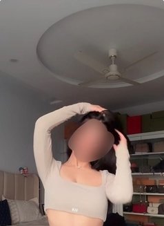 Soniya – Indian escort in Edmonton