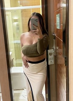 Sonnia – Kenyan adult performer in Ta'if