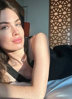 Shafer – Russian escort in Najran