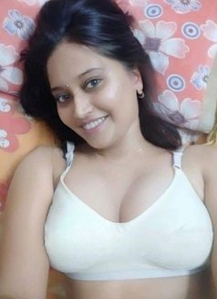 Natasha – Iranian escort in Kandy