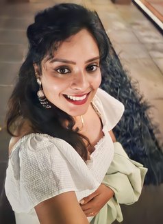 Alina Escorts Service – Indian escort in Mauritius