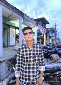 Avi – Indian Male escort in Indore
