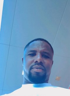 Black King008 – Ghanaian Male escort in Phnom Penh