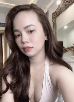 Calista – South Korean escort in Mumbai