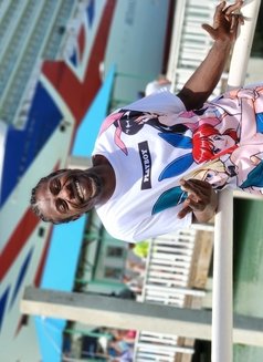 Chef Brown Chocolate – Jamaican Male escort in Toronto