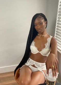 Clara 26Ebony, Black, African, Slim, Wet – Ugandan escort in Shanghai