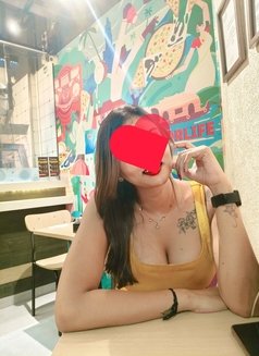 Dimple – Indian Transsexual escort in Kochi