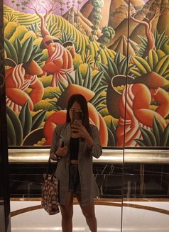 Feby – Indonesian escort in Surabaya