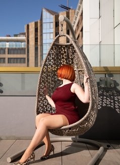 Helena Dawson – Irish escort in Colombo