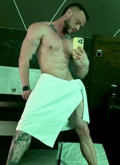 Juanes Eban – Spanish Male escort in Madrid