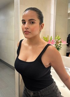 Juhi Doorstep Incall – Indian escort in Suzhou