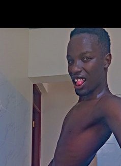 Kerry – Kenyan Male escort in Mombasa