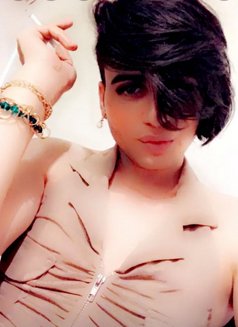 شمه – Bahraini Transsexual dominatrix in Cairo
