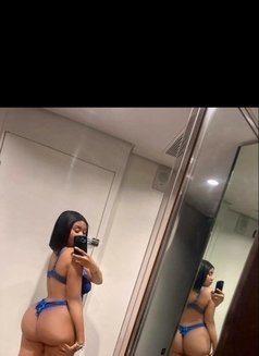 Lesha – Gambian escort in Mauritius