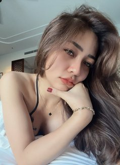 Linda Ngo – Male escort in Tirana