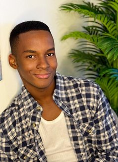 Martin – Tanzanian Male escort in Madrid