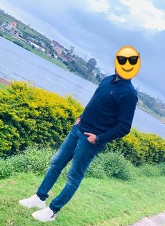 Massage for Ladies ( Foreign ) – Sri Lankan Male escort in Colombo