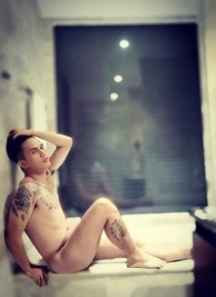 Mistah Masseur – Filipino Male escort in Phnom Penh