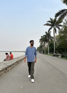 Mohit Beniwal – Indian Male escort in Brampton