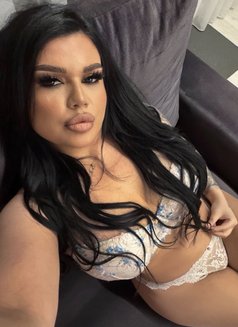 Nanila – Qatari escort in Budva