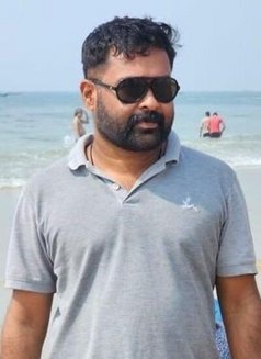 Neeraj K – Indian Male escort in Kochi