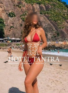 Outcall Massage by Alice Tantra🇧🇷 – French masseuse in Madrid