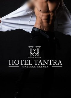 Outcall Massage by Tiago Tantra – Brazilian masseur in Madrid