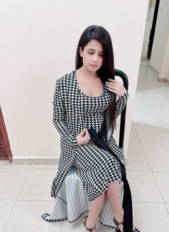 Poonam Escort Service and Call Girl Serv – Indian escort in Gurgaon