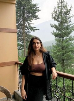 Ritu Goyal – Indian escort in Candolim, Goa