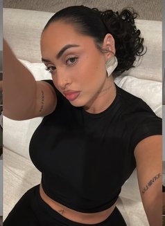 Sandra – British escort in Amsterdam