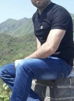 Sex and Massage Therapy for Girls – Pakistani Male escort in Lahore