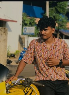 Varun – Indian Male escort in Kochi