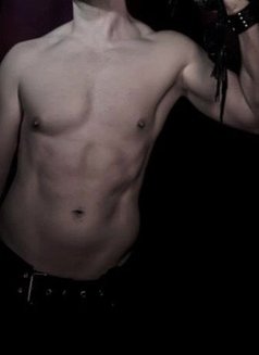 Wes Premier Male Escort – American Male escort in Taipei